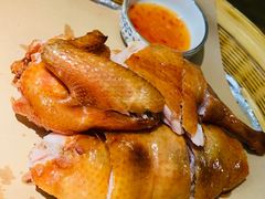 洞庭脆皮鸡-洞庭土菜小炒馆(易发广场店)