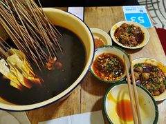 -拈签一笑黄牛肉辣卤串串