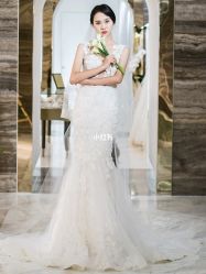 点击看大图 -GRACE KELLY婚纱与礼服(北京店)