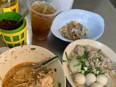 -榮泰米粉湯(Left Shop)