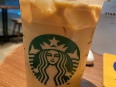 -星巴克(西安曲江银泰店)