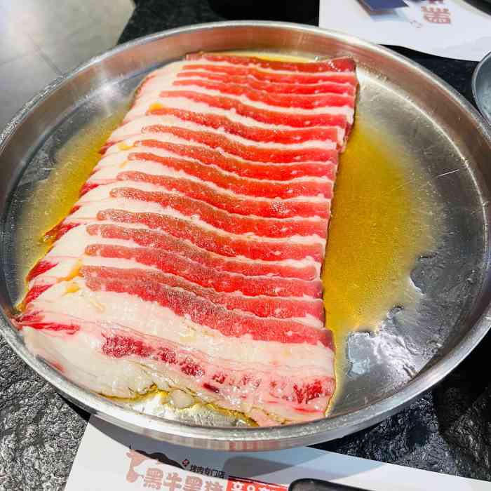 黑牛黑猪烤肉专门店(印力中心店)-"这家店人气特别旺,过去要排一下队