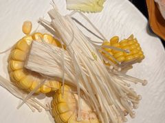 -牛YO寿喜烧·铁板烧和牛火锅自助(市府恒隆店)