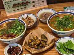 酱肉生烫牛肉米线-云阿蛮云南生烫牛肉米线(奉贤路店)