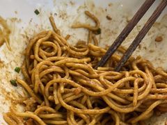 -王拐拐热干面·武汉三鲜豆皮(徐家汇店)