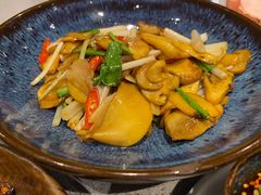 -半山腰·云南菜(侨福芳草地店)