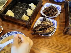 -张家巷美食(南浔店)