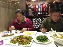 -琬苑鸽庄·川粤融合菜(解放碑总店)