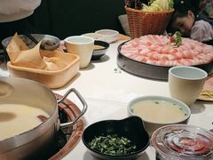 -洪氏嗨捞·猪肚鸡火锅(阳光天地店)