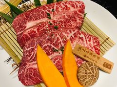 -山川小町·极番烧肉(新地假日广场店)