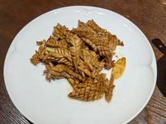 -湖畔鲁菜·二十年老字号餐厅(大明湖店)