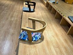 -漕河泾街道图书馆(漕河泾社区文化活动中心店)