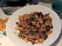 -荷塘秋月·本帮江浙菜(国权路店)