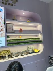 -孔雀手美甲美睫护理