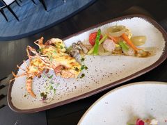 香焗龙虾配自制黑松露酱-上海苏宁宝丽嘉酒店·Cafe Bellagio西餐厅