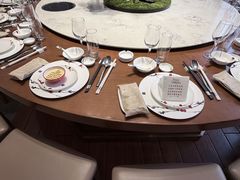 -泓历皇朝酒店(东亭店)