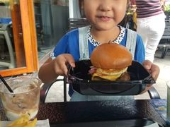 -The Habit Burger Grill 哈比特汉堡(爱琴海店)