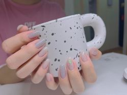 -槿里日式美甲工作室