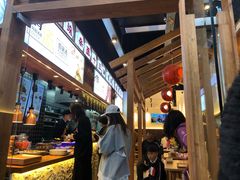 -呼啦面馆·头牌豌杂面(爱琴海店)