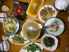 -隔壁老王·家常云南菜(花巷店)