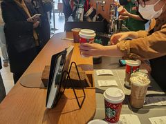 -星巴克臻选(莘庄仲盛店)