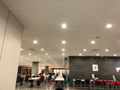 大堂-浦东图书馆读者餐厅