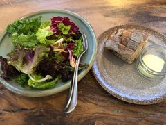 牛油果沙拉-RAC BAR(安福路店)