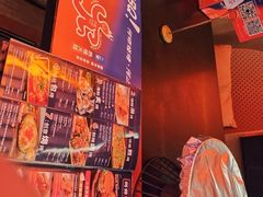 -何师烧烤Pro ··江湖川菜·小龙虾·精酿啤酒(太古里旗舰店)