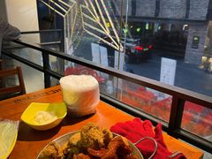 -BHC炸鸡(明洞总店)