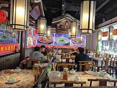 -川流不息·地道川菜·小龙虾(新松江路店)
