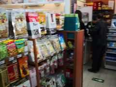 -全家便利店(东直门店)