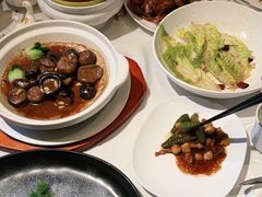 -贝勒爷·酥不腻烤鸭