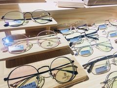 -Trend1881视光·蔡司视觉(领展广场店)