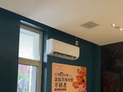 -嗨辣小聚·盘锦河蟹·海鲜烧烤龙虾(盘锦十年好店)