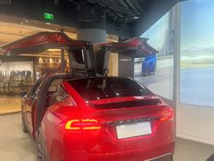 -TESLA 特斯拉(上海太古汇体验店)