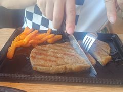 -必胜客(港城新天地店)