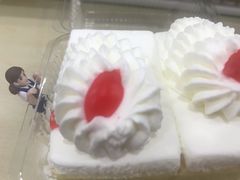 鲜奶小方蛋糕-红宝石·鲜奶小方·海派西点房(南丹店)