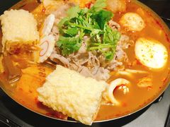 -8锅臭臭锅·正宗台湾小火锅(中心五路店)