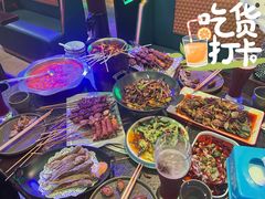 -路边边.炒菜烧烤.音乐餐厅(良乡长虹店)