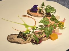 泰式新西兰青口贝-弦月窗LUNETTE BY AMANDA(复兴路店)