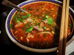 -云阿蛮云南生烫牛肉米线(奉贤路店)