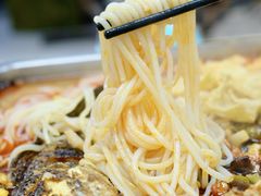 -在巷子里的烤肉店·螺蛳粉烤鱼·牛蛙(和美城店)