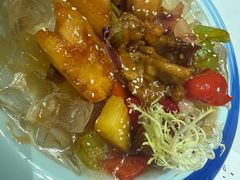 菠萝咕咾肉-胡桃里音乐酒馆(下沙店)