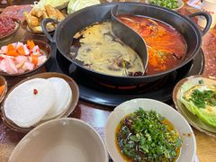 -赵美丽·重庆社区火锅·直营店(火车东站·中豪国际店)