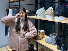-百年港湾奥特莱斯(香炉礁店)