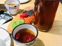 餐具摆设-山城外·非遗酸菜鱼(新都汇融店)