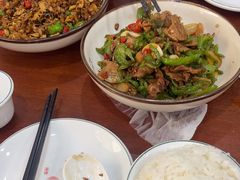 -湖南人家湘菜馆(镇江路店)