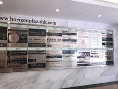 -Saint Laurent(海怡工贸店)