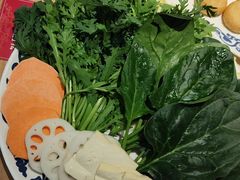 -东镇老火锅(长春路首店)