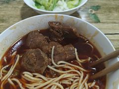 -易毛特色牛肉面(解放碑步行街店)